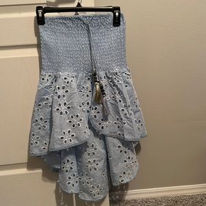 Venus NWOT eyelet strapless top